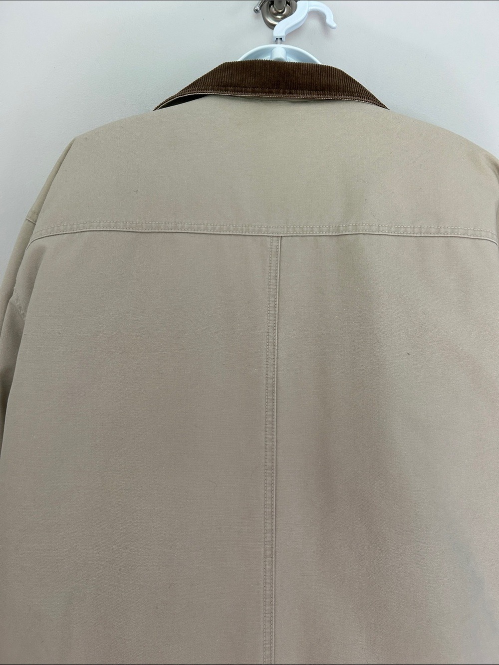 L.L. Bean Vintage Men's Beige Barn Coat with Brown Corduroy Collar/Cuffs - Picture 7 of 16